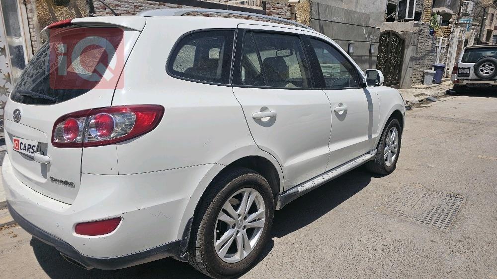 هيونداي سانتافي